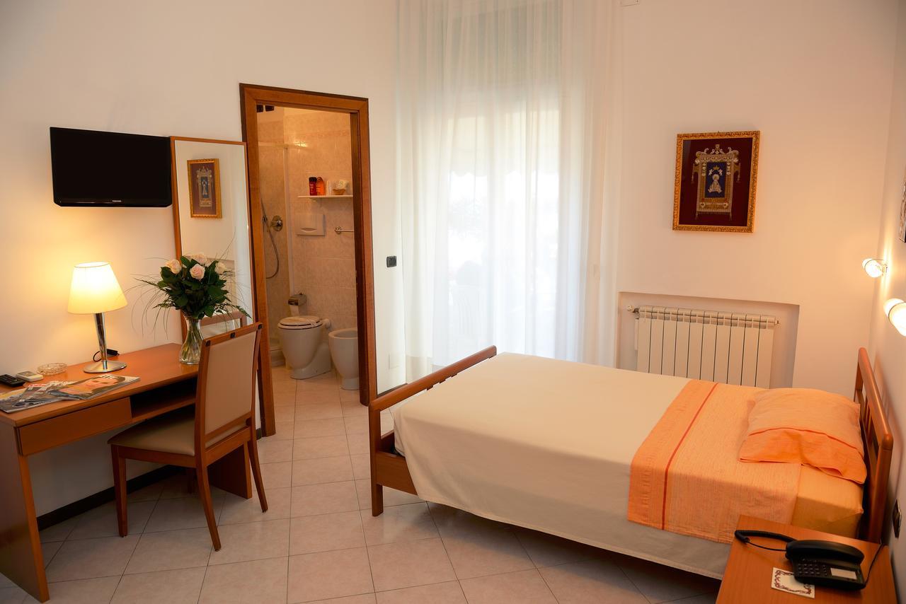 Casa Fatebenefratelli Ξενοδοχείο Varazze Εξωτερικό φωτογραφία